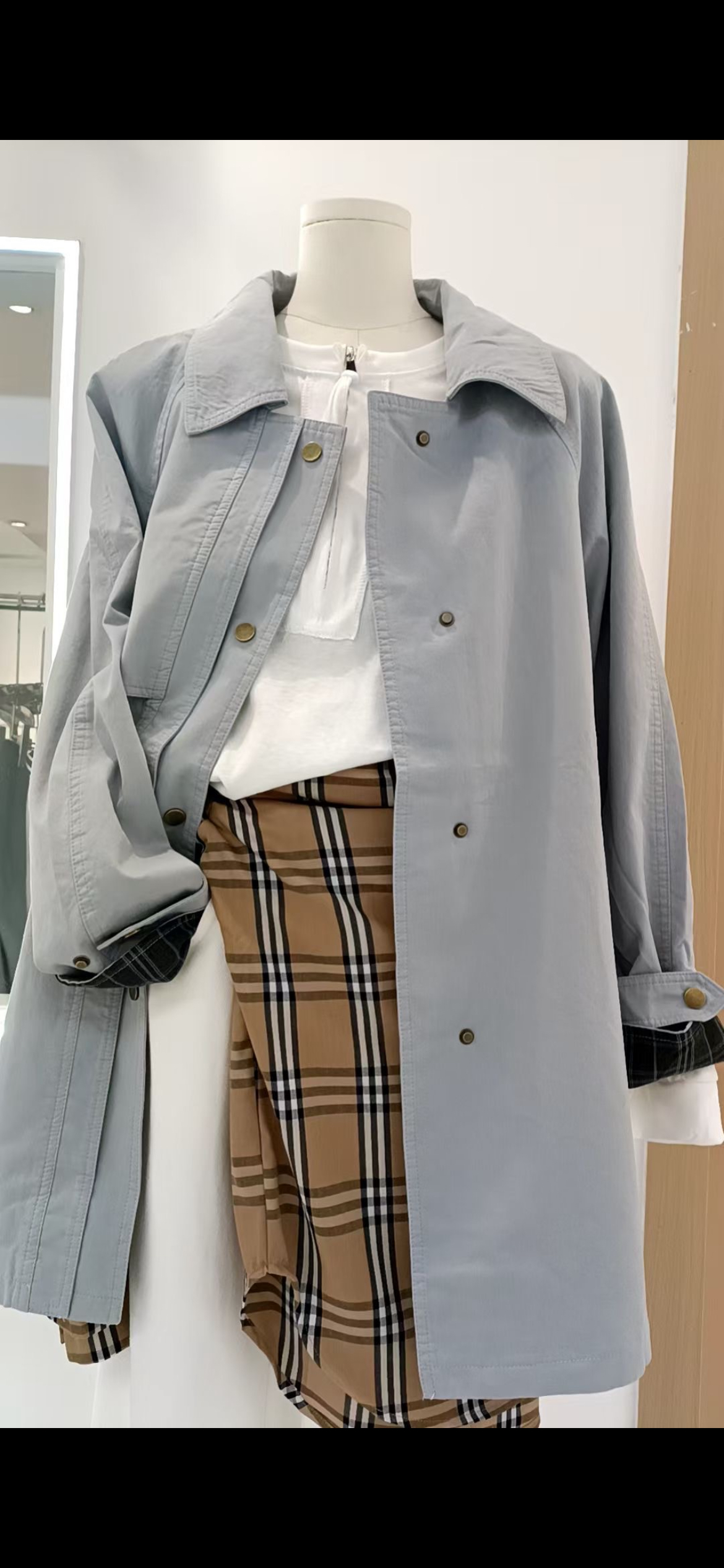 新款中长款腰带风衣