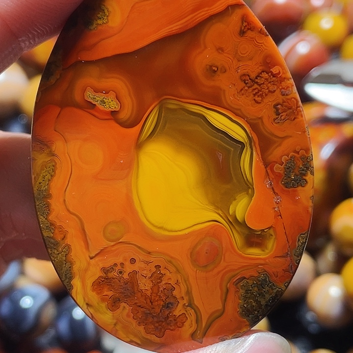 玛瑙/玉髓玛瑙未镶嵌老*乐