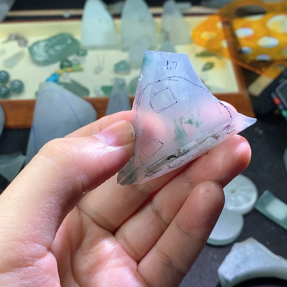 颈饰未镶嵌翡翠定制