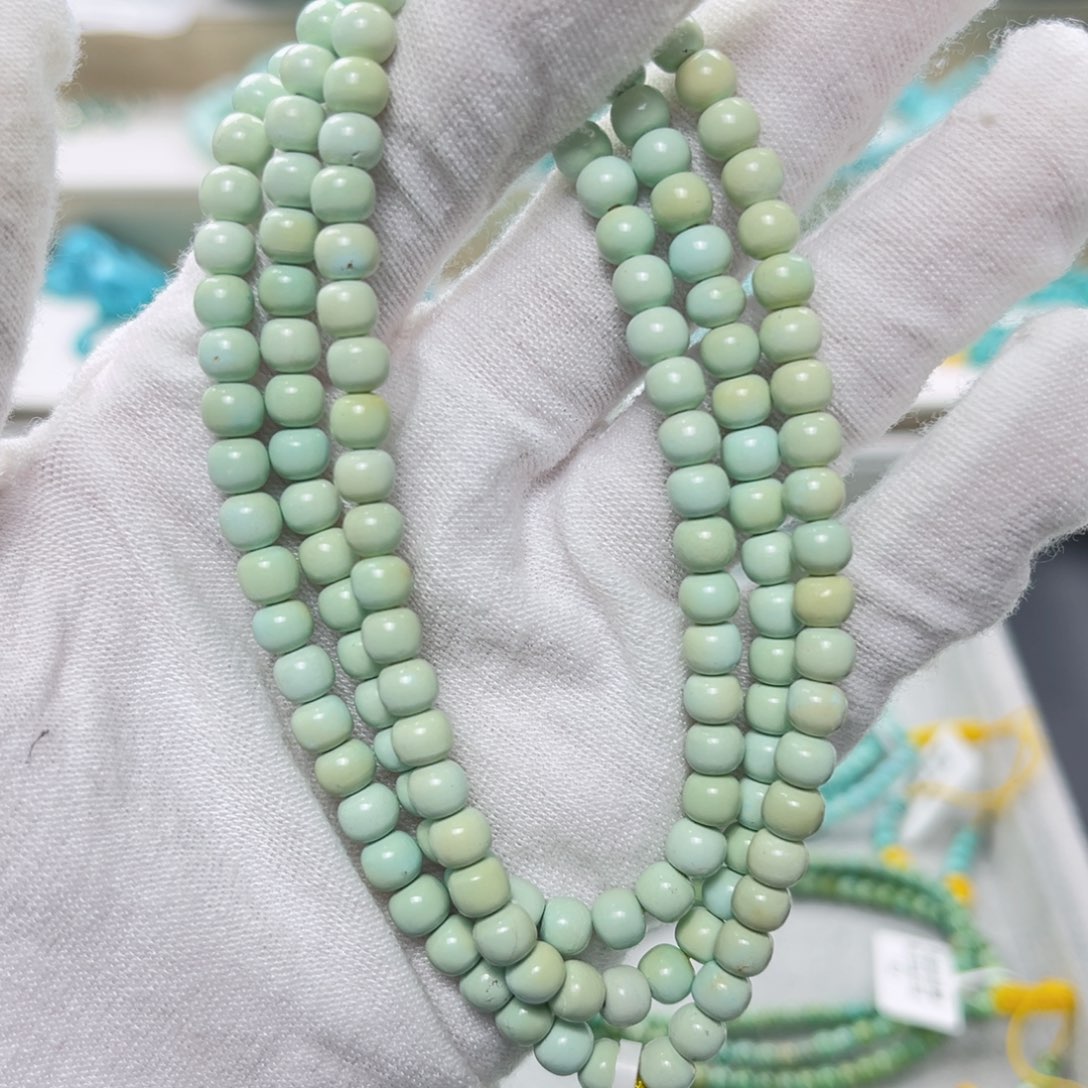 绿松石绿松石未镶嵌