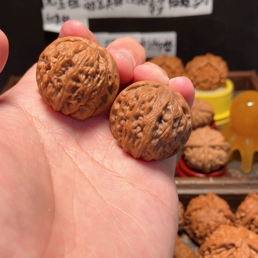 吊坠文玩核桃金麒麟35尺40