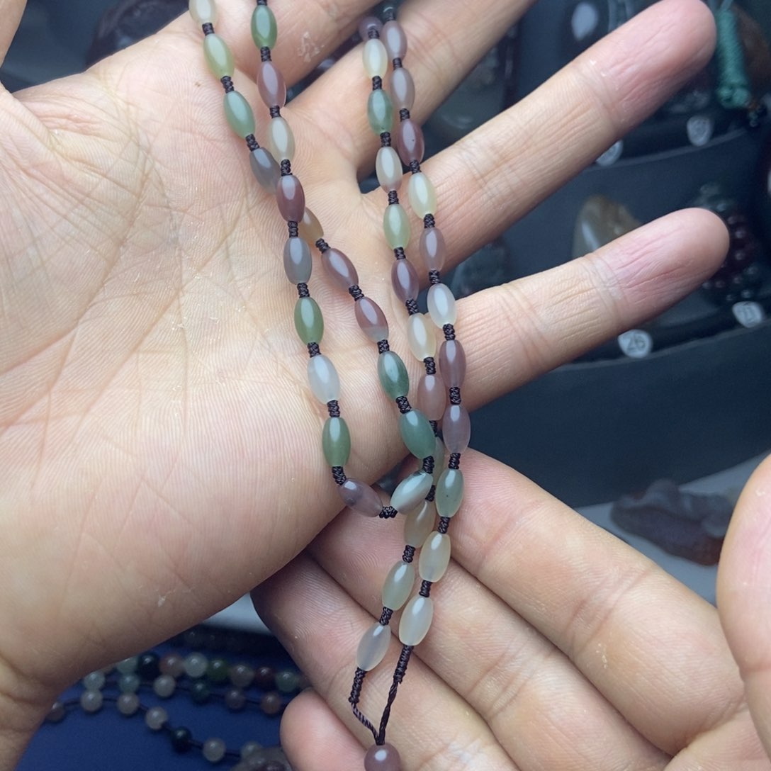 玛瑙/玉髓颈饰未镶嵌掌**蝶