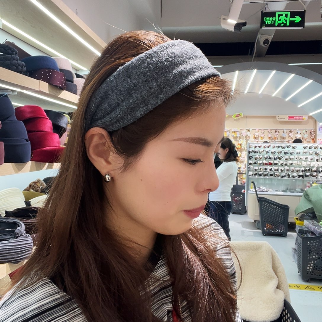 皮质非金属灰色针织发箍