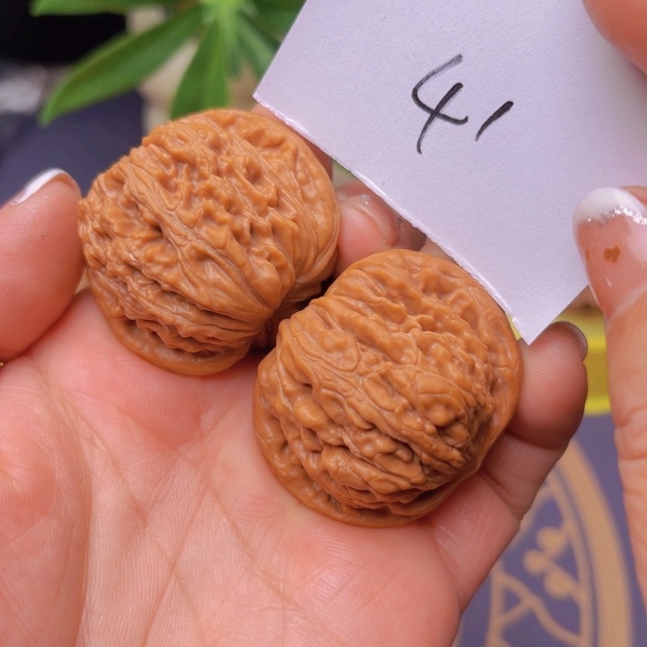 文玩核桃把件41四座楼41