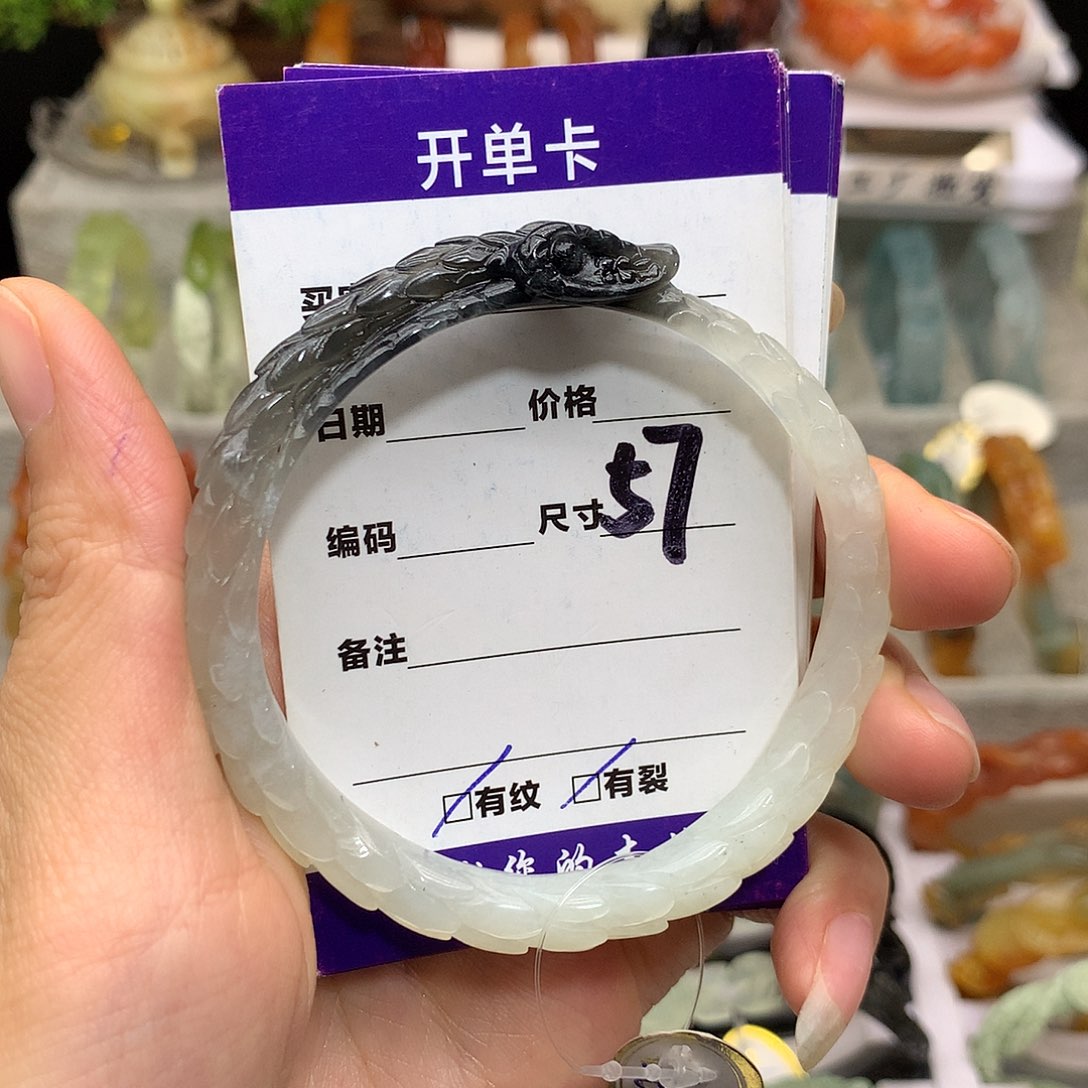 未镶嵌蛇纹石玉手镯