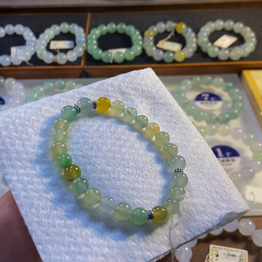 定制翡翠未镶嵌翡翠手串卡7+