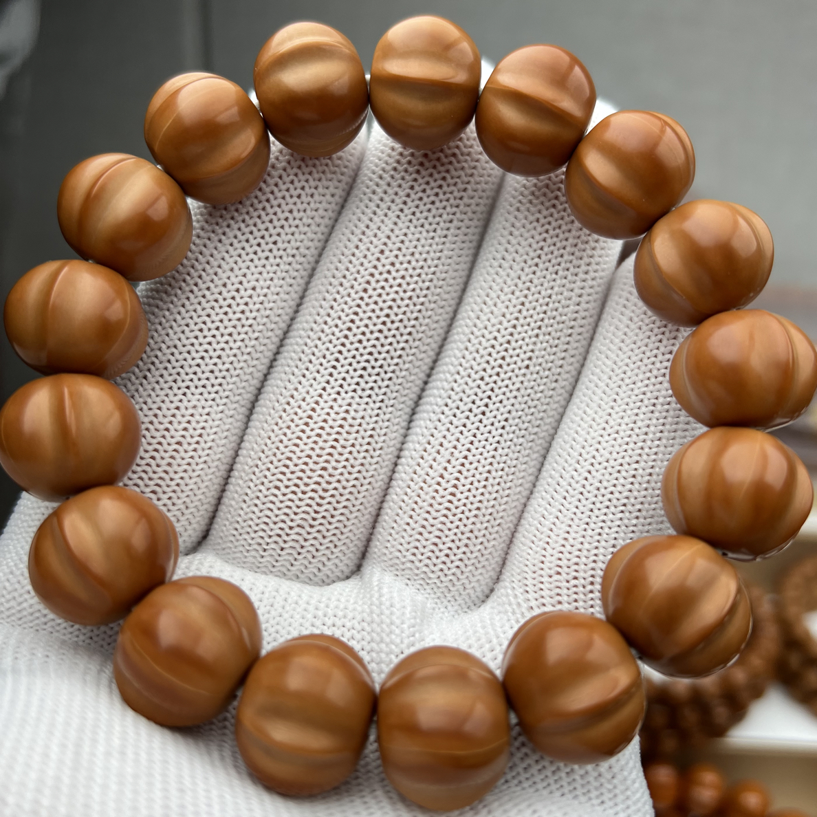 猴头核桃聚宝盆料三花立体大鲨鱼原皮原色尺寸14～16+mm