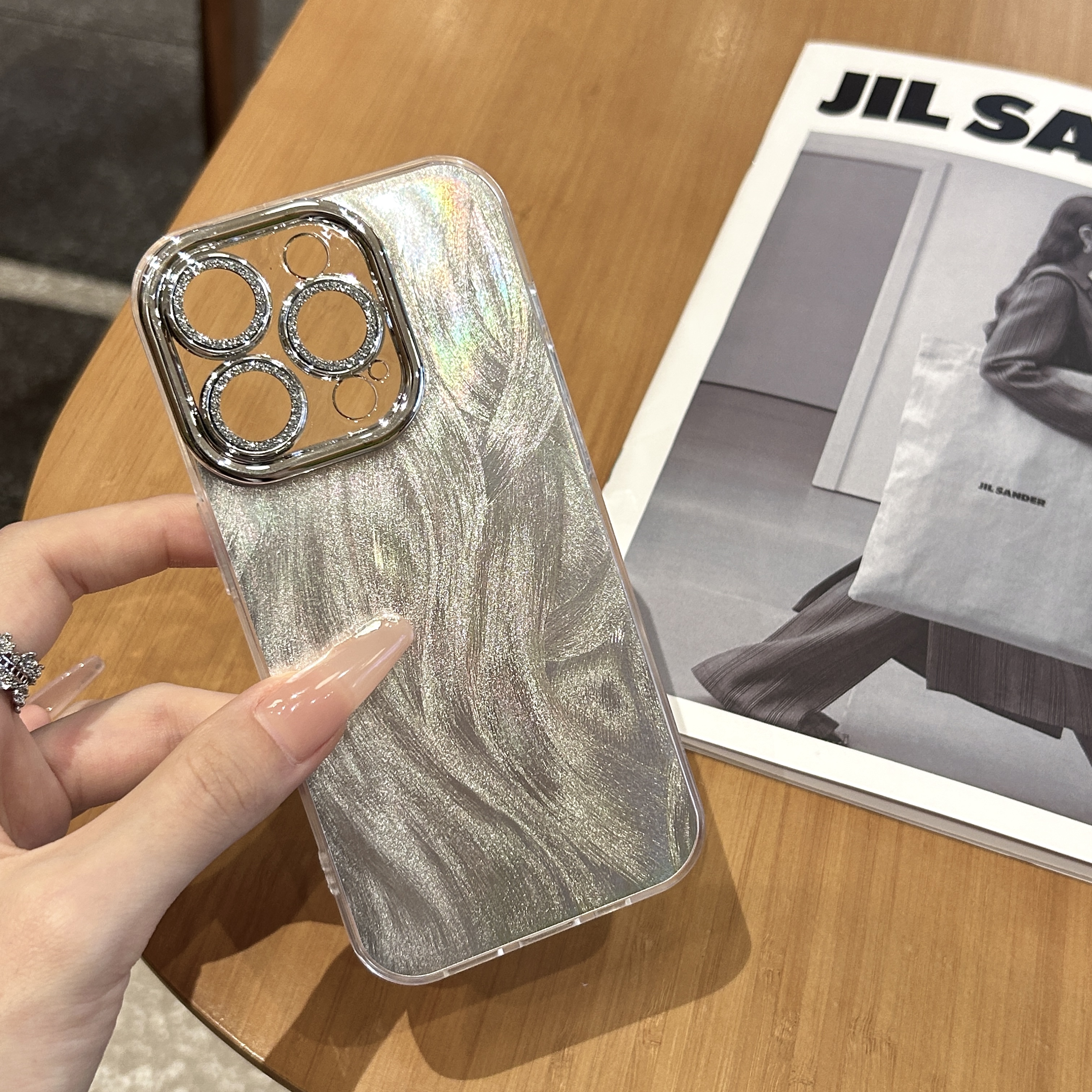 纯色适用苹果iPhone16pro华为p70手机壳小米/荣耀/oppo自带镜头膜