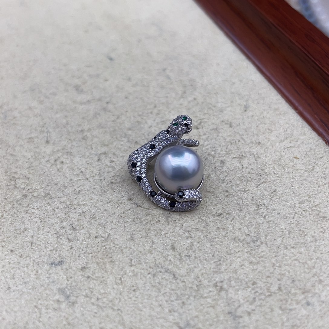 银S925镶嵌海水珍珠吊坠(不含链)