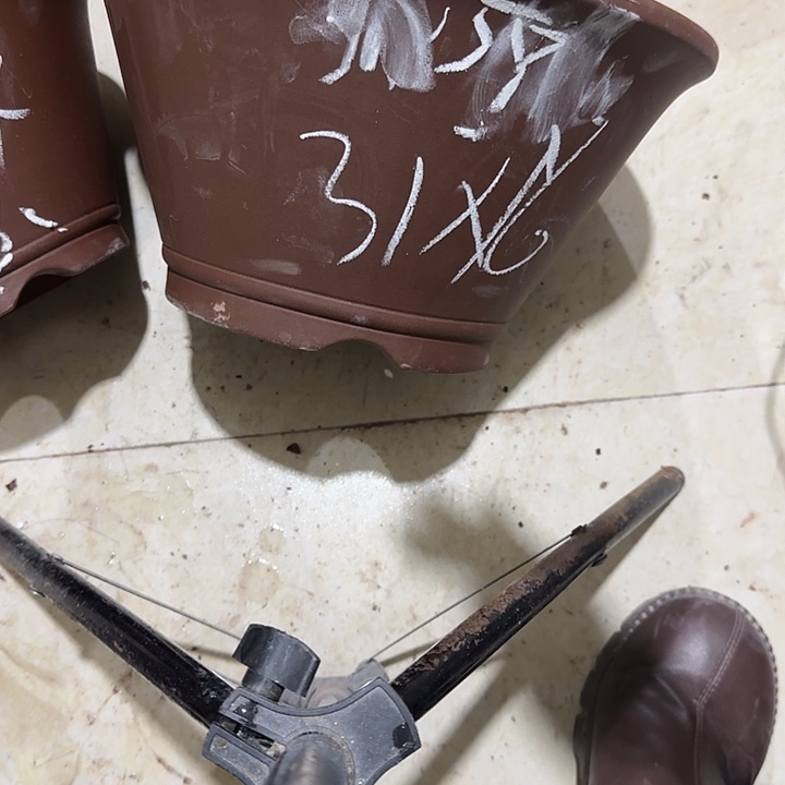 莞***尔紫砂花盆破损包赔