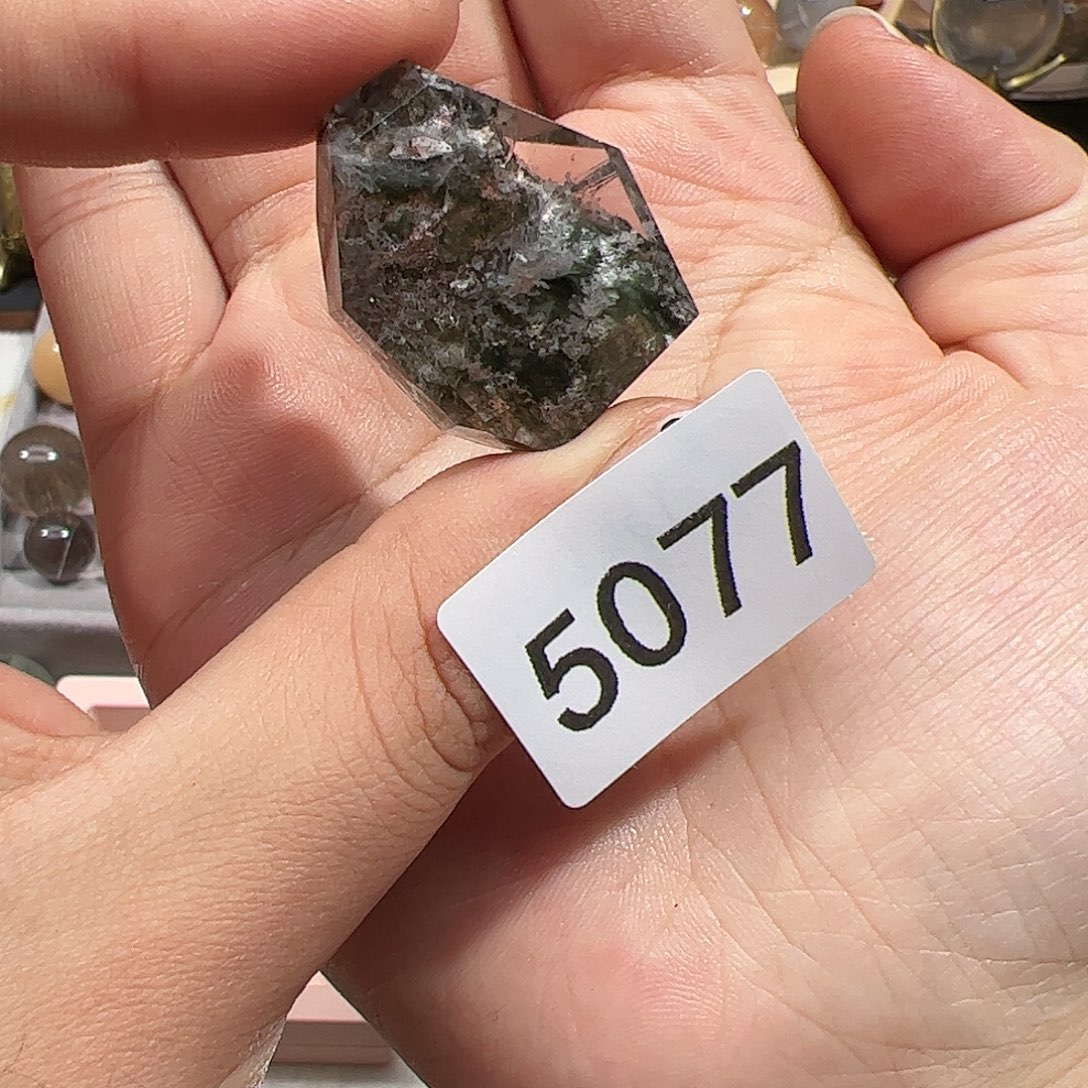 水晶未镶嵌大型摆件（非配饰）