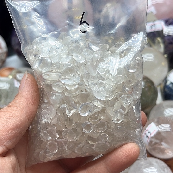 水晶200克水晶碎石未镶嵌