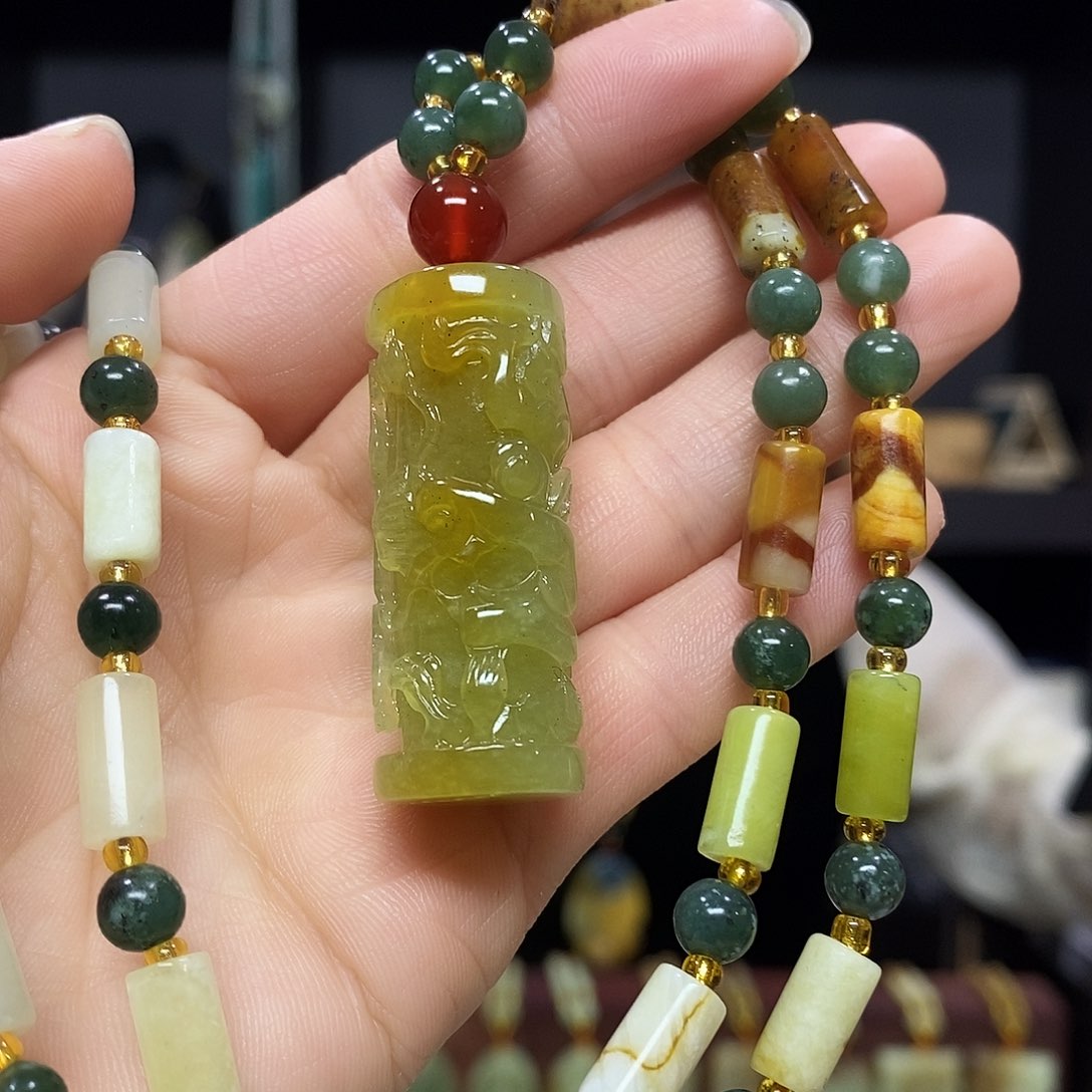 岫玉挂件吊坠未镶嵌