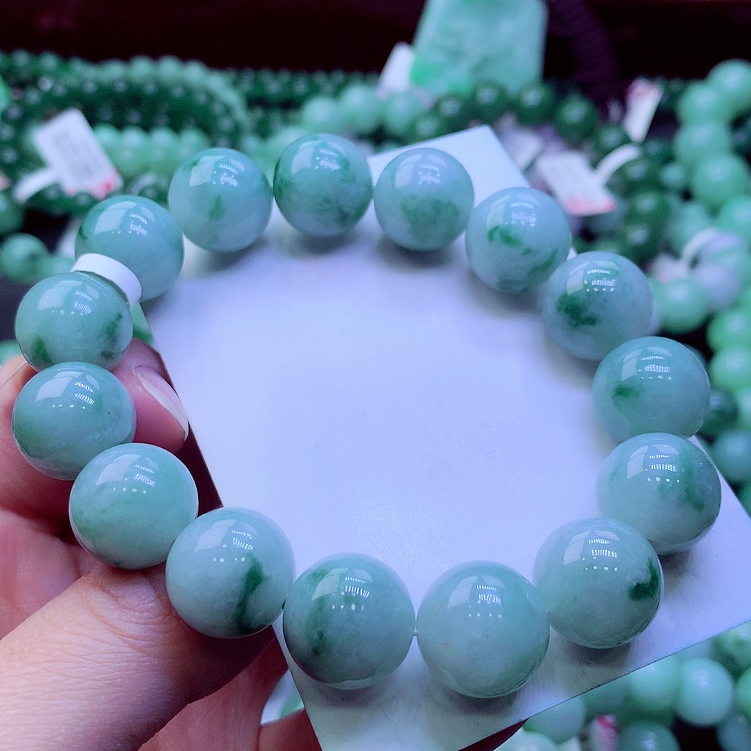 翡翠未镶嵌毛衣链