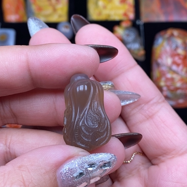 玛瑙/玉髓未镶嵌颈饰