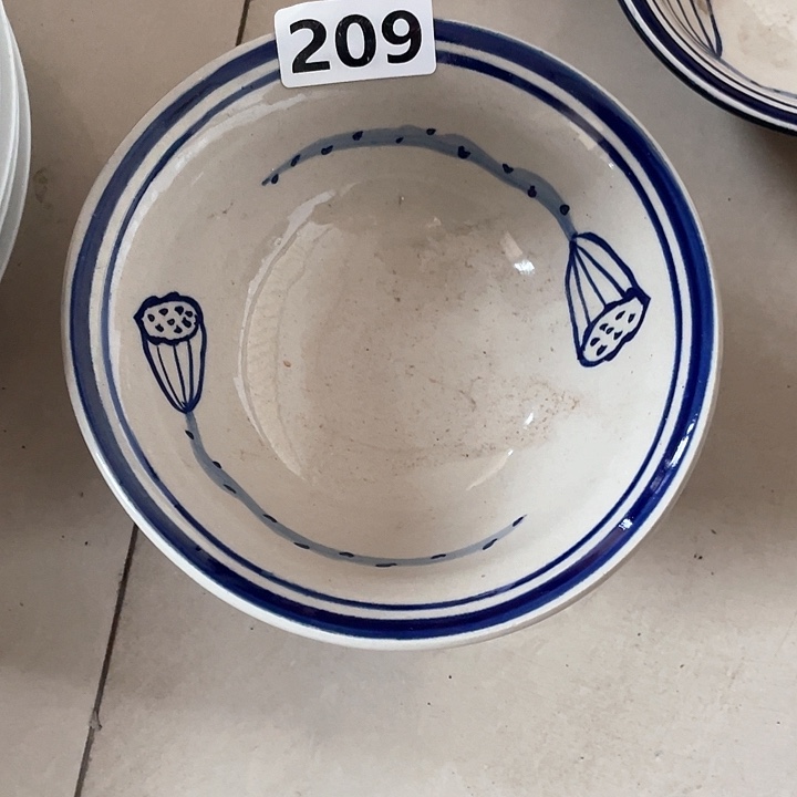 瓷片杨*凤厂货微瑕，库存微瑕