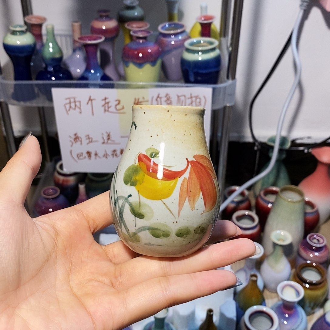 摆件巴掌大不插花景德镇高温陶瓷小花器