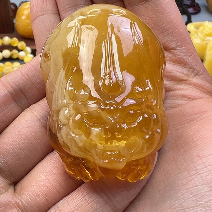 蜜蜡未镶嵌珠宝奇石