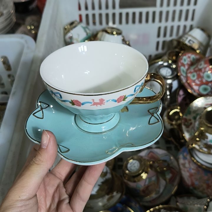 摆件陶瓷默认微瑕。。。。。。