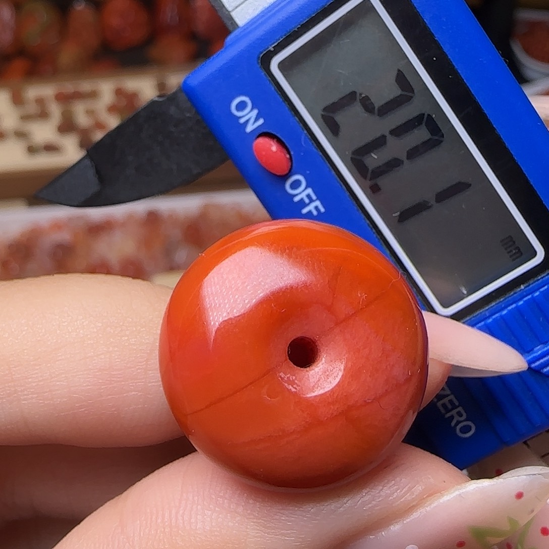 南红玛瑙未镶嵌颈饰