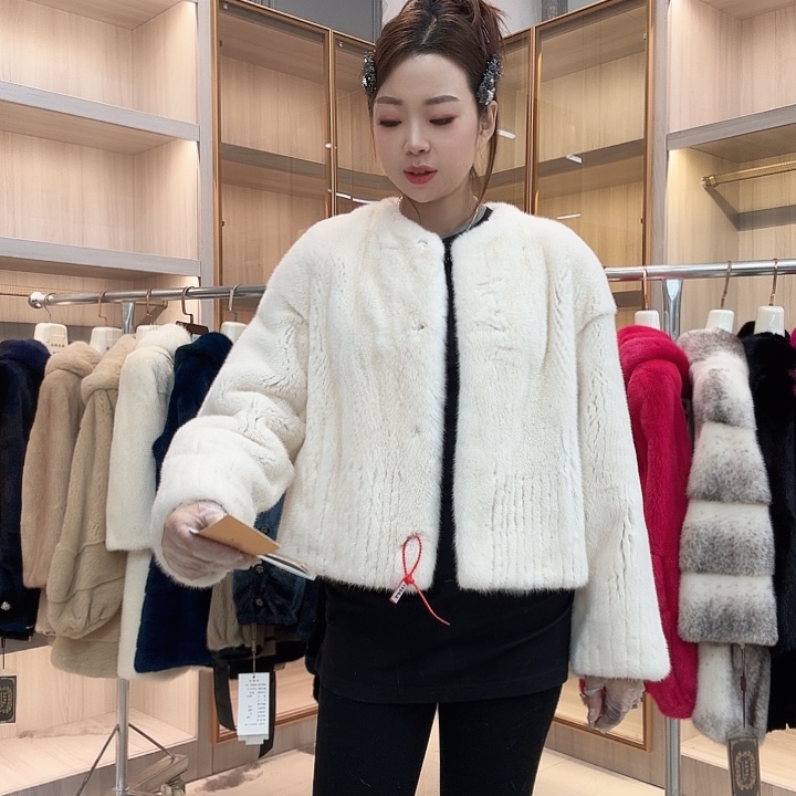 珍珠色圆领款yh0040