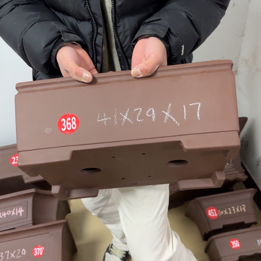 紫砂花盆呜呜呜呜