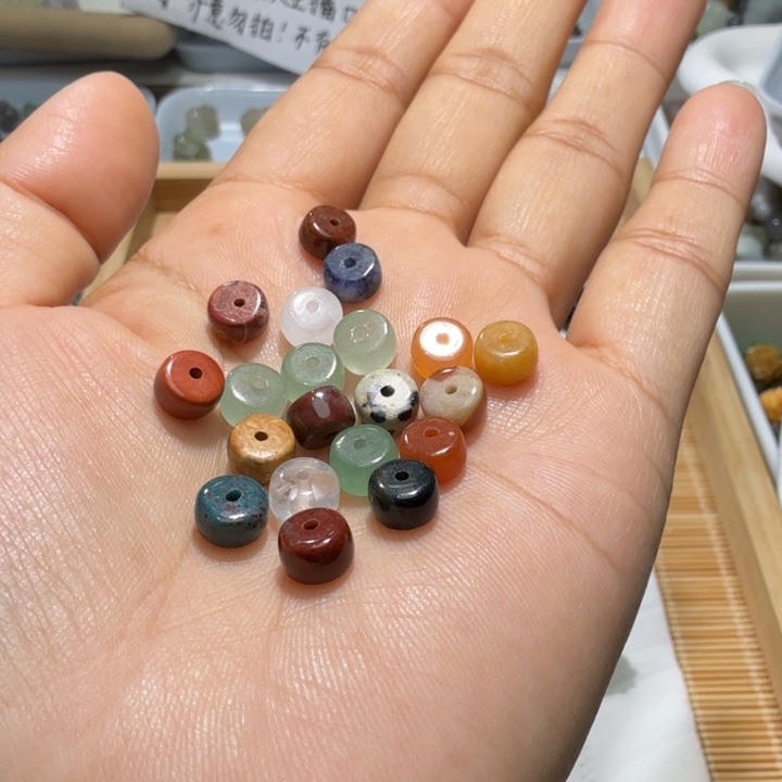 和田玉未镶嵌珠宝奇石