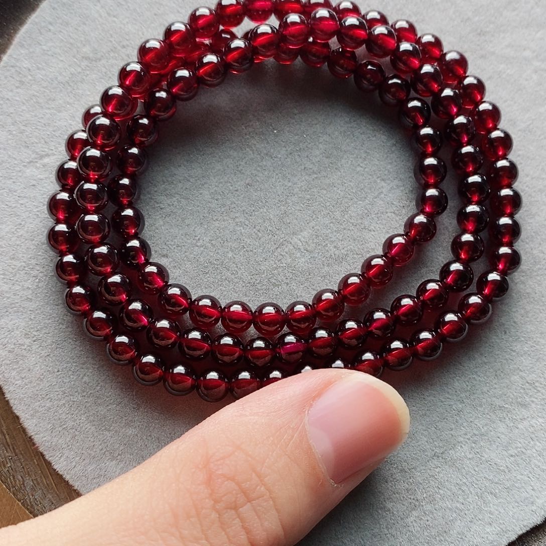 手链未镶嵌石榴石5.3mm老矿酒红高货三圈无裂