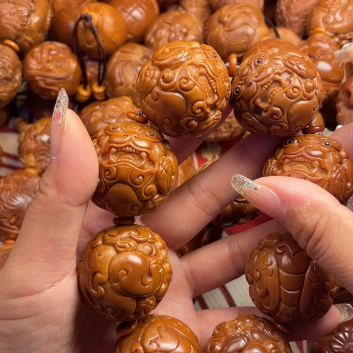 橄榄核吊坠南****民橄榄核