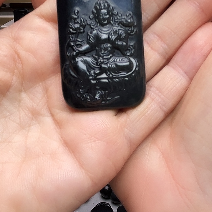 和田玉（墨玉）未镶嵌手链度母
