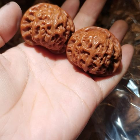 猴头核桃吊坠40野生宫灯