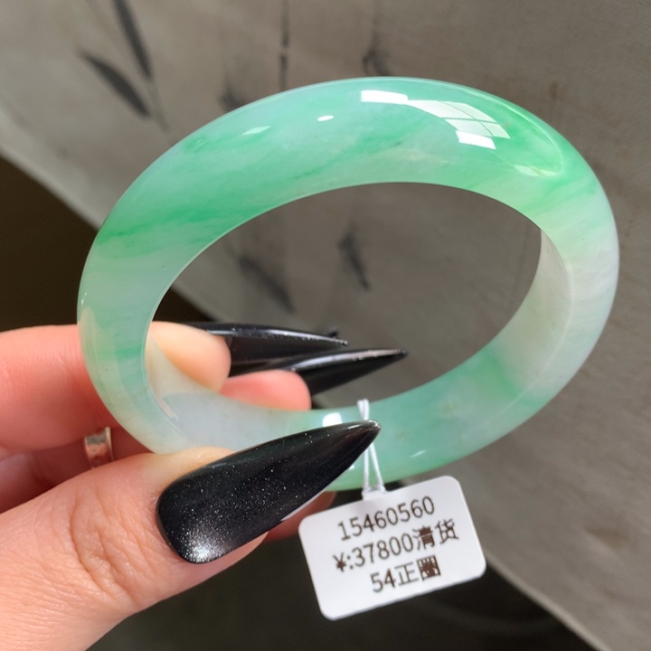 翡翠未镶嵌手镯糯化飘绿正圈