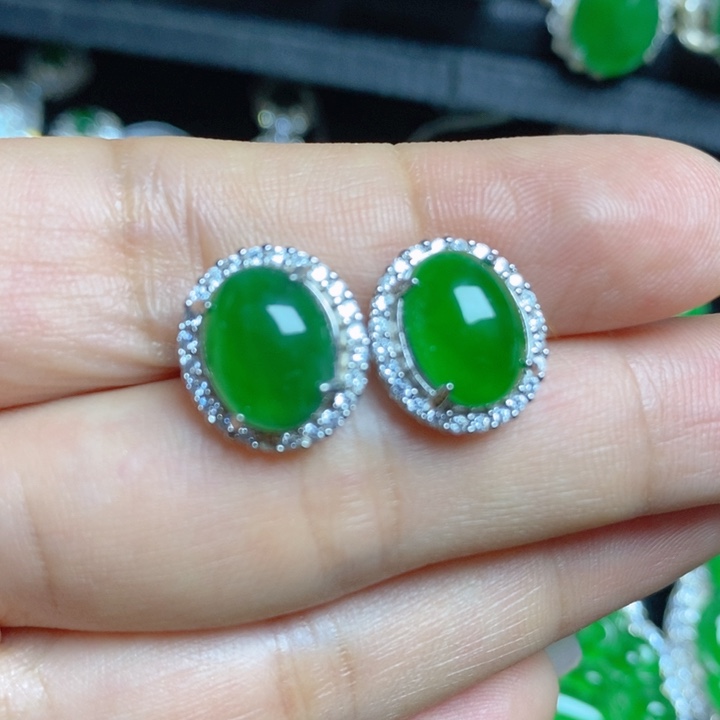 翡翠挂件银S925镶嵌蛋面耳钉
