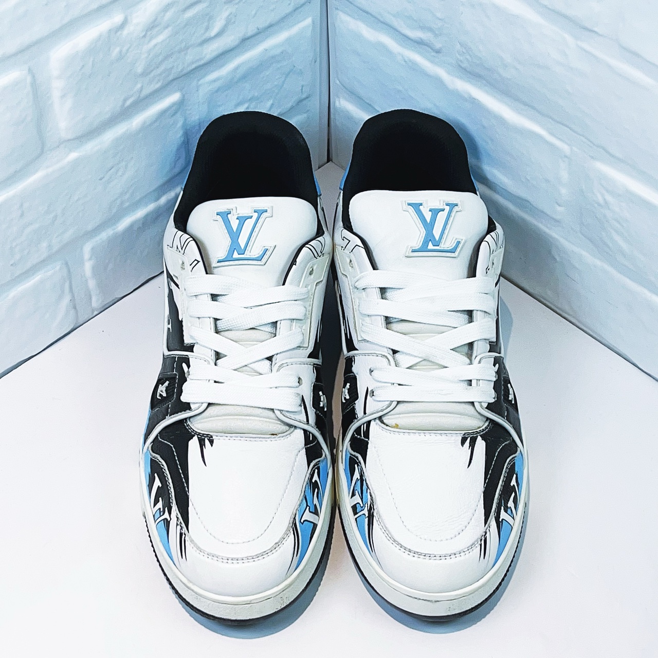 95新 LouisVuitton/路易威登 trainer 闪电款欧码8.5码42.5码