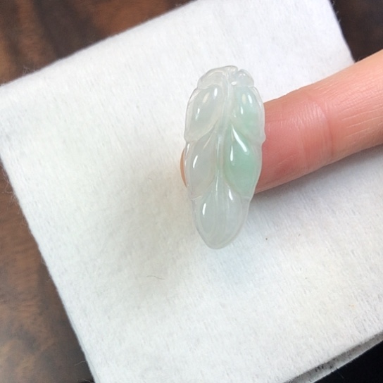 翡翠未镶嵌颈饰缅甸A货，每天下午1点半开播