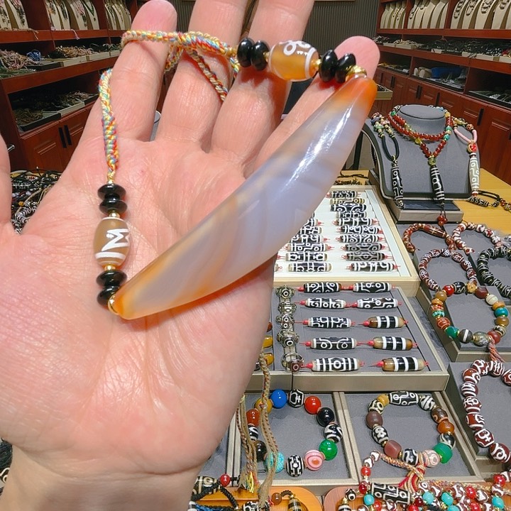 未镶嵌玛瑙/玉髓珠宝奇石