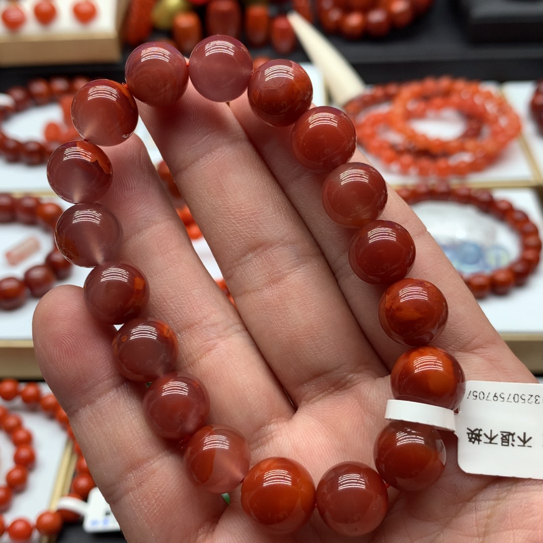 南红玛瑙手链，多样性发货一个未镶嵌