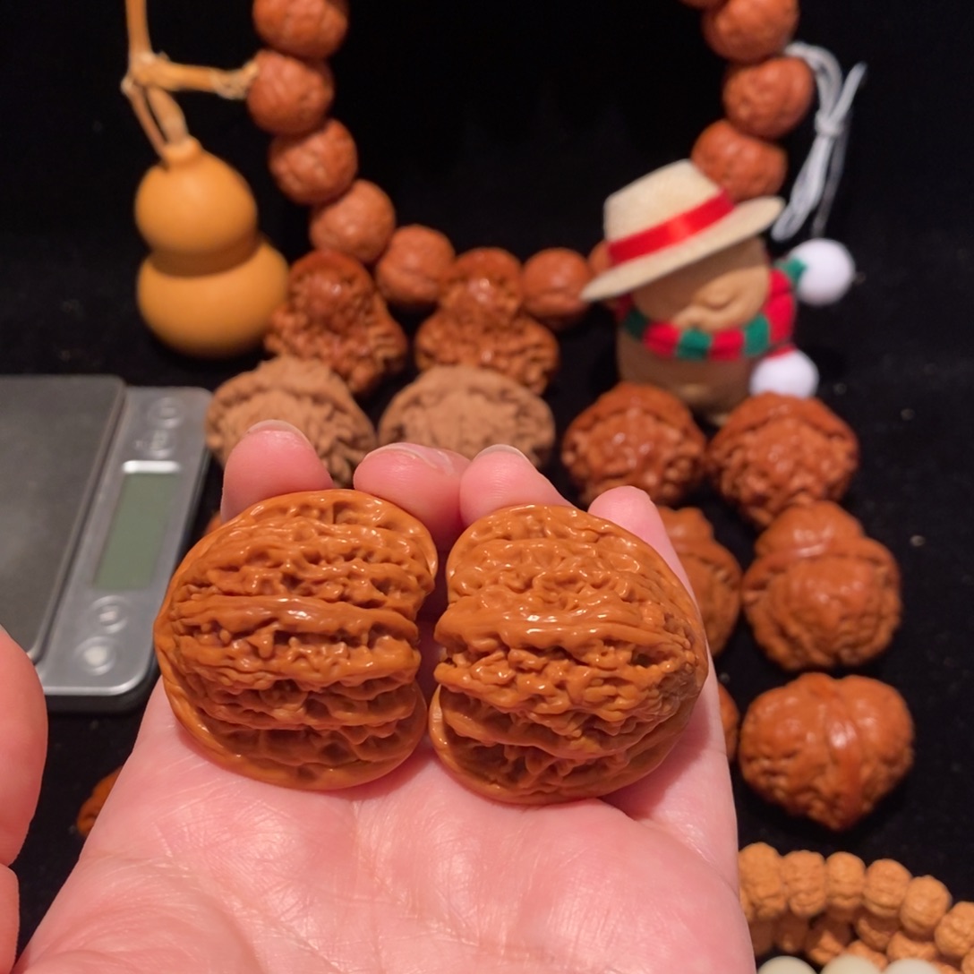 文玩核桃把件肉****系36尺红宝石263