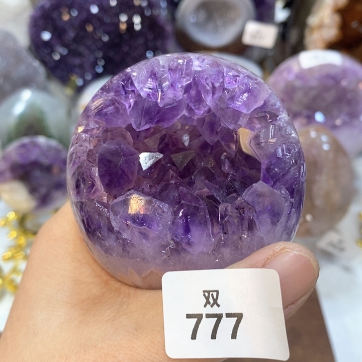 水晶大型摆件（非配饰）未镶嵌