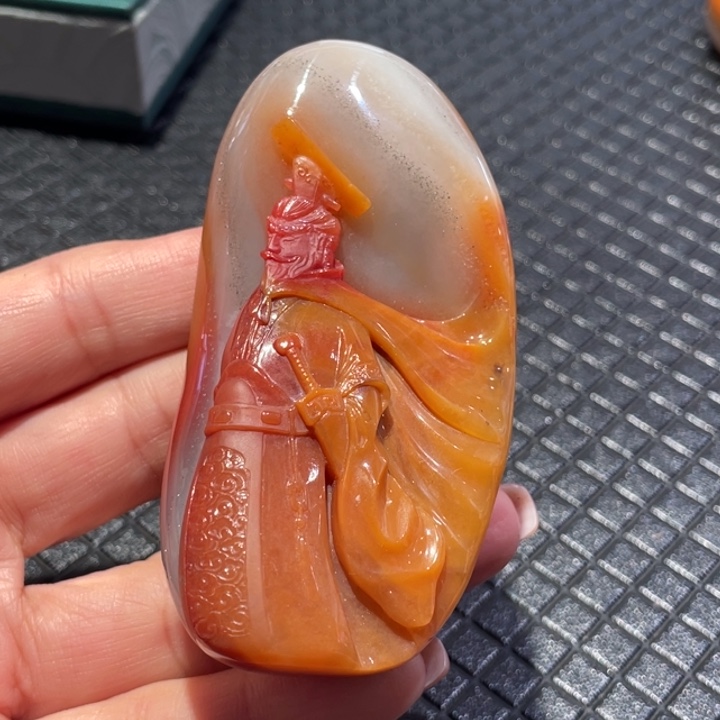 未镶嵌石英质玉（黄龙玉）手把