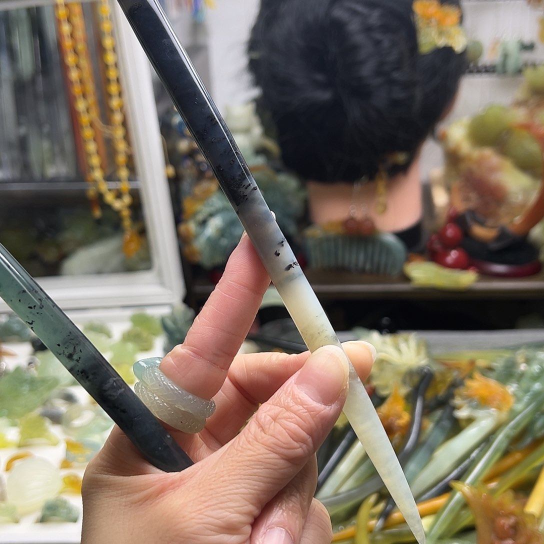 蛇纹石玉发饰合金