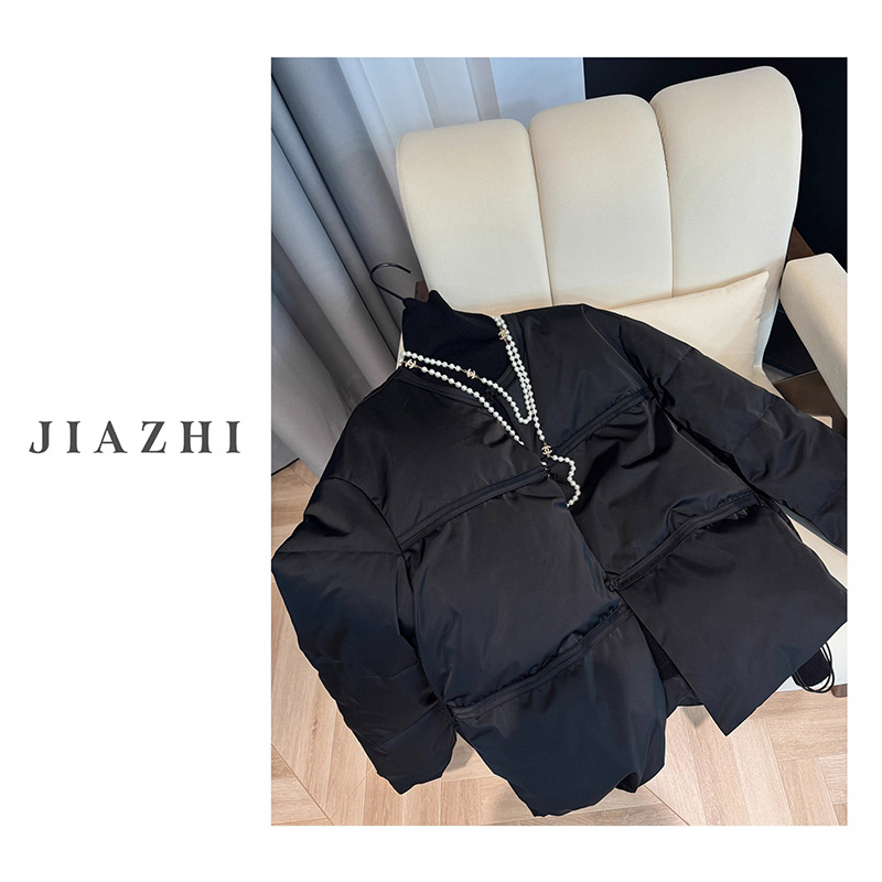 【双旦大促】现货秒发！轻盈锁温珠光感缎面短款羽绒服设计师款