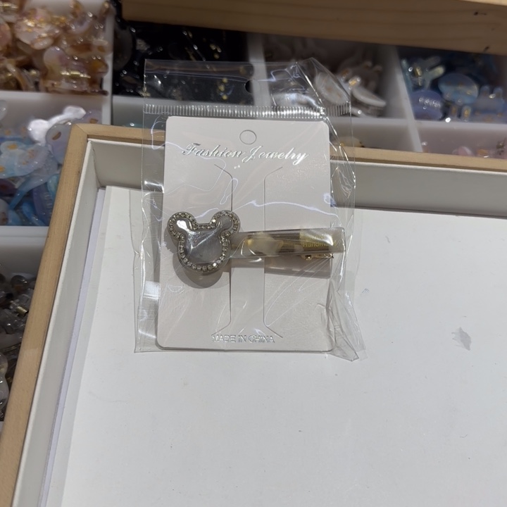 醋酸铁合金鸭夹灰