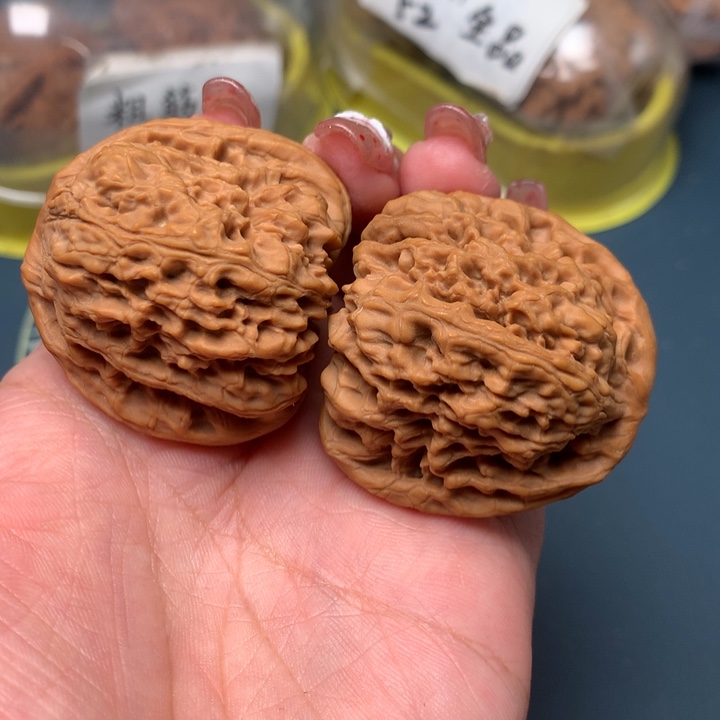 文玩核桃把件42-6678-9