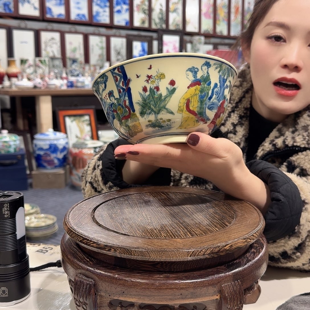 摆件瓷//////景德镇陶瓷瓷器。