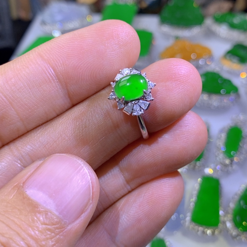 【闪购商品】翡翠挂件银S925镶嵌天然翡翠