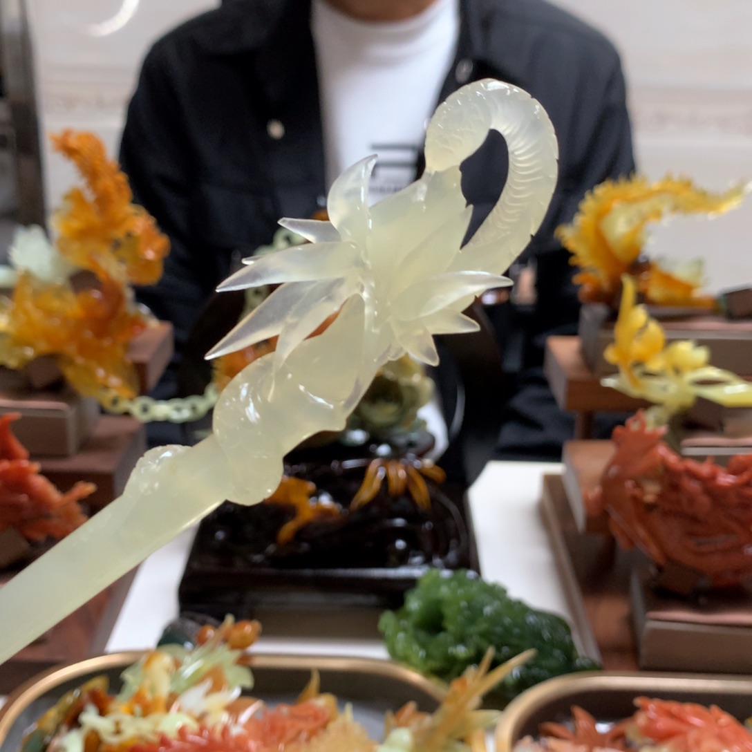 蛇纹石玉发饰未镶嵌