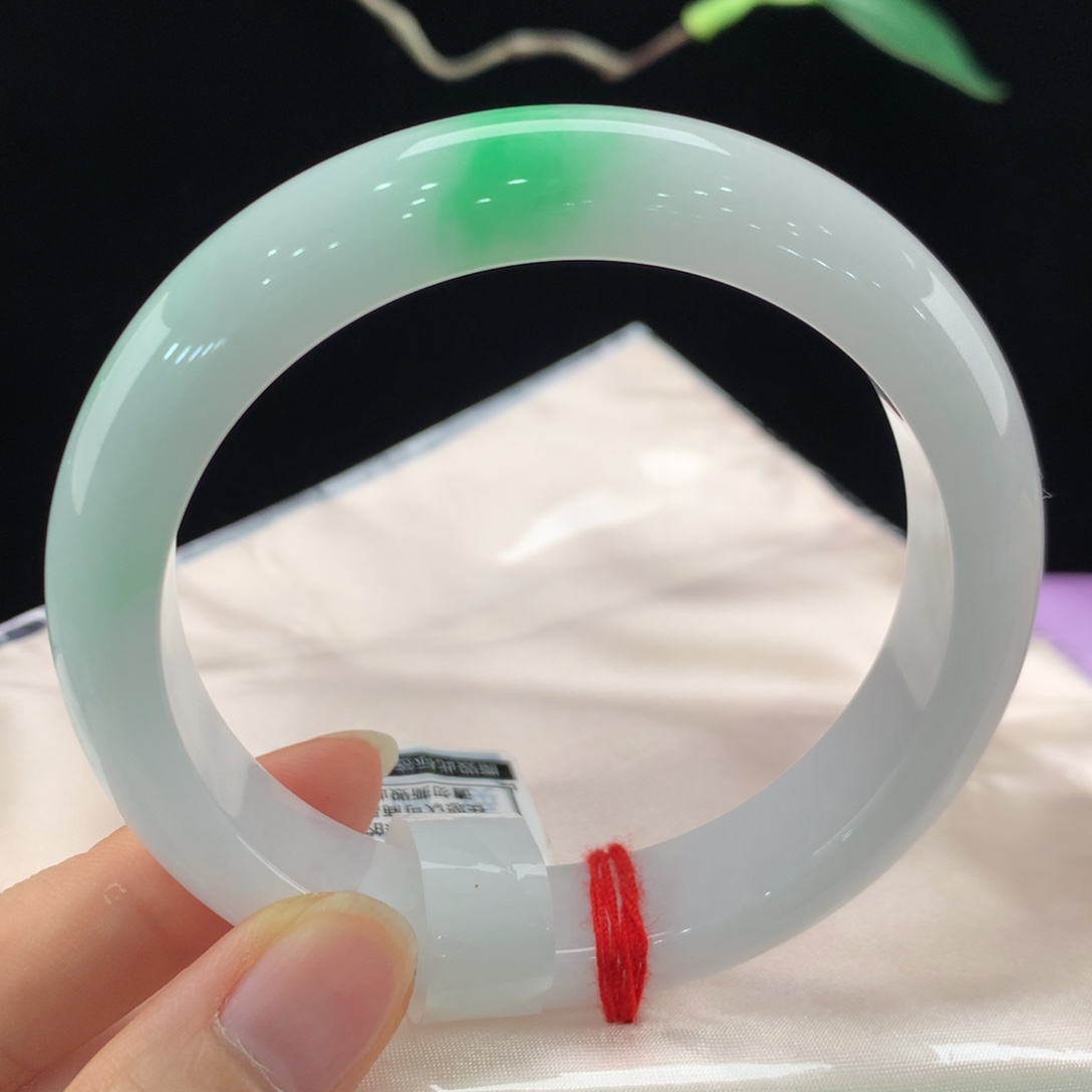 翡翠手镯未镶嵌111-0025