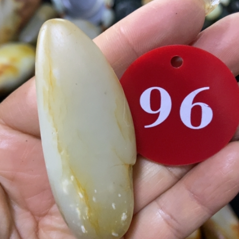 和田玉（糖玉）未镶嵌挂件