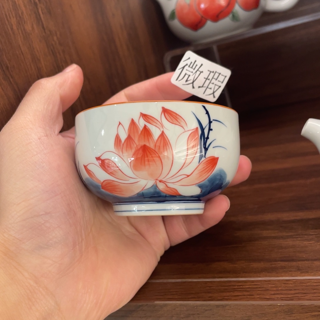 釉下手绘茶具微瑕